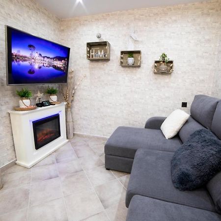 La Veguilla Deluxe Jacuzzi Apartment Alhama De Aragon Exterior photo